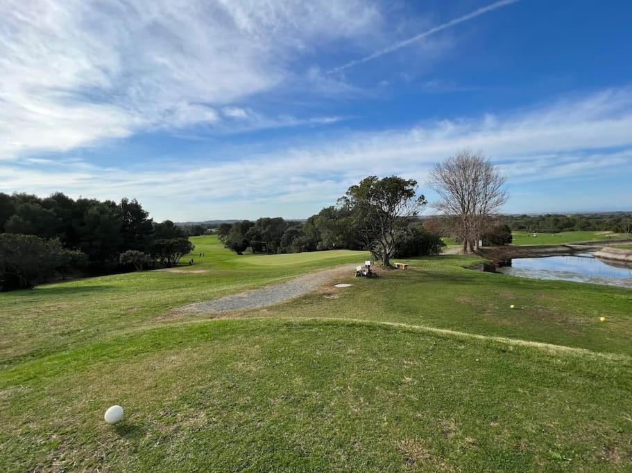 App Le Golf T3 Terrasse Wifi Pkg Apartment Beziers Exterior photo